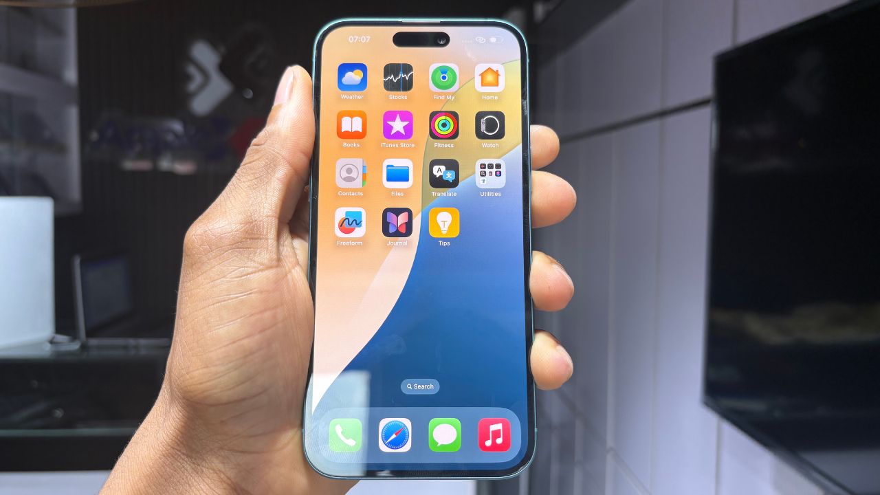 Apple iPhone 16 Plus gallery 2