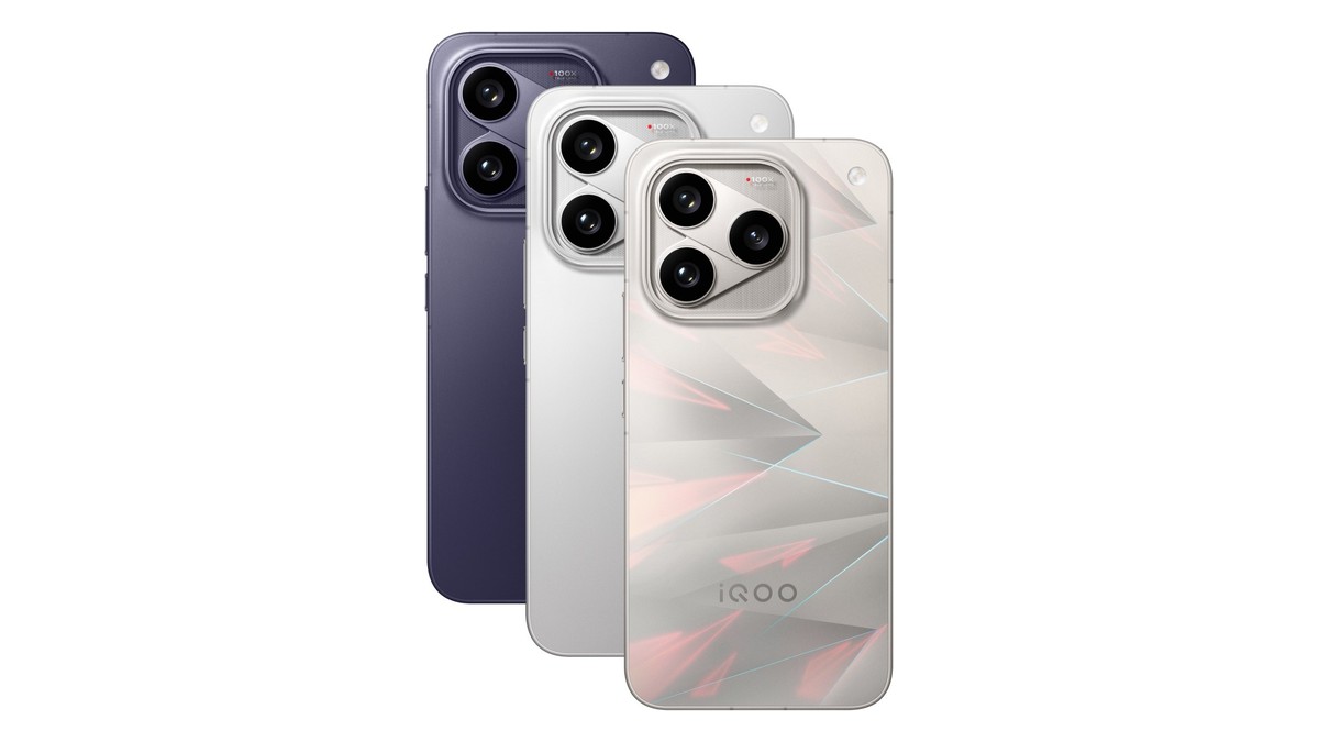 The iQOO 16 has an 8,400mAh battery and a Q4 gaming chip (Image: iQOO)