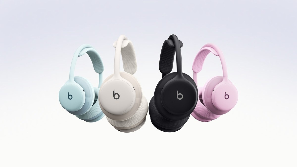 Beats 360 in Black, Cloud, Pink and Sky (Image: Beats)